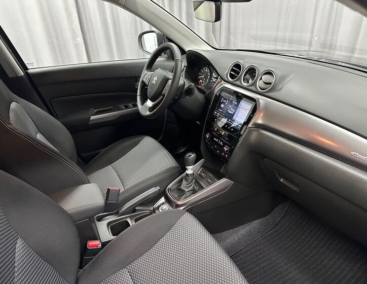 Suzuki Vitara 11
