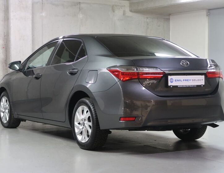 Toyota Corolla 7