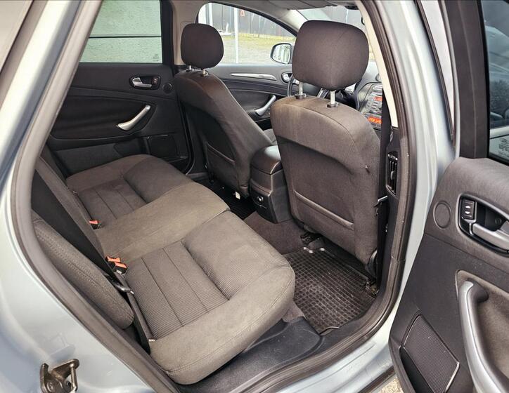 Ford Mondeo 30