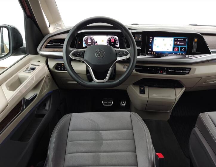 Volkswagen Multivan 8