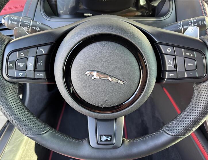 Jaguar F-Type 14