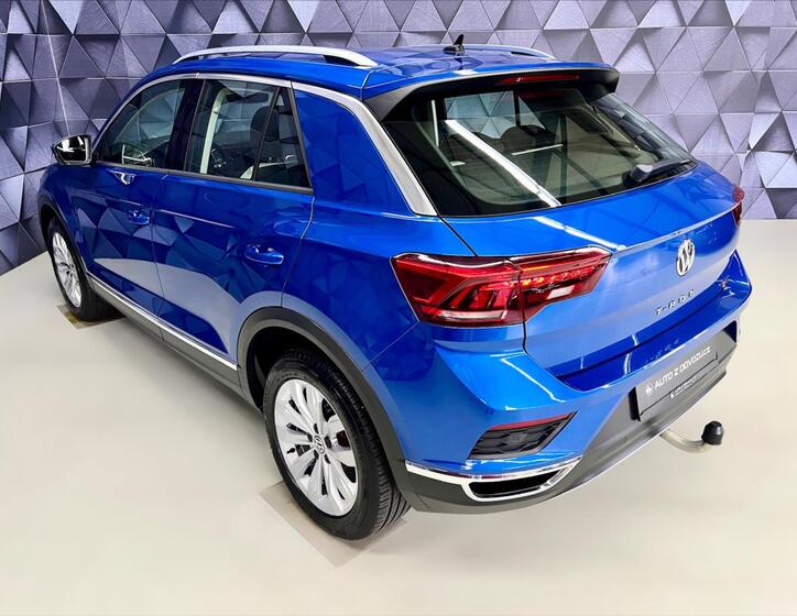 Volkswagen T-Roc 5