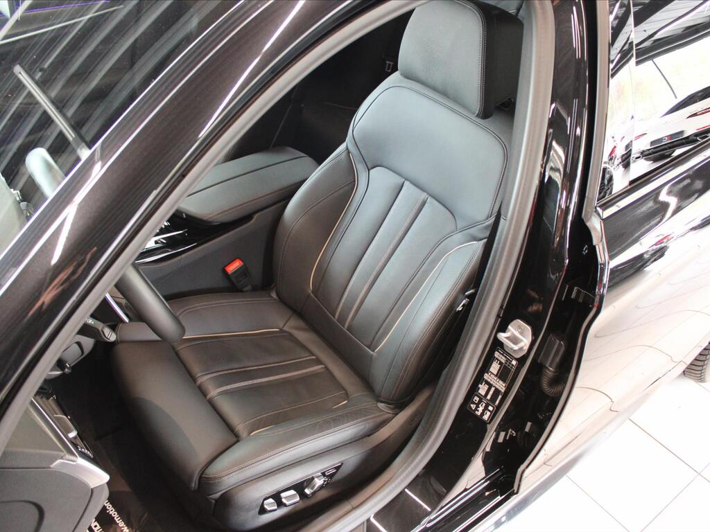 BMW Řada 5 11
