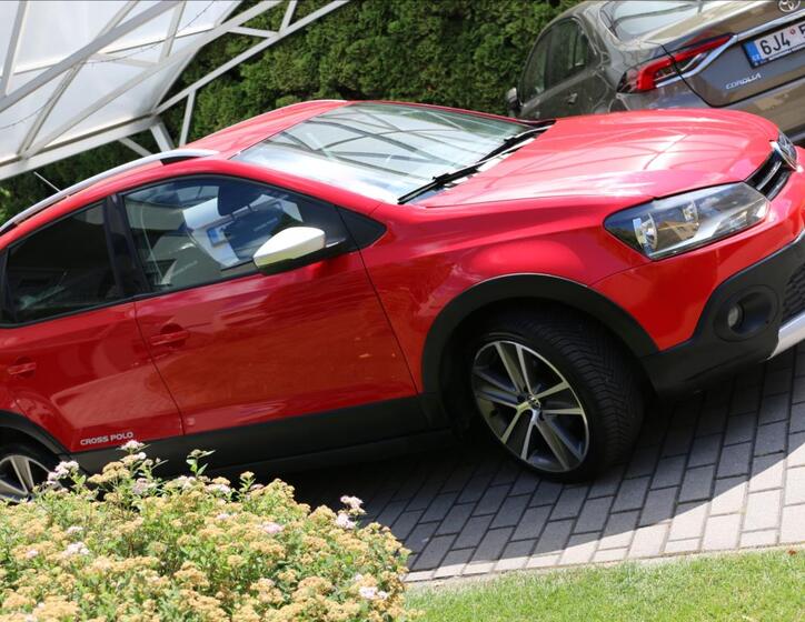 Volkswagen Polo 9