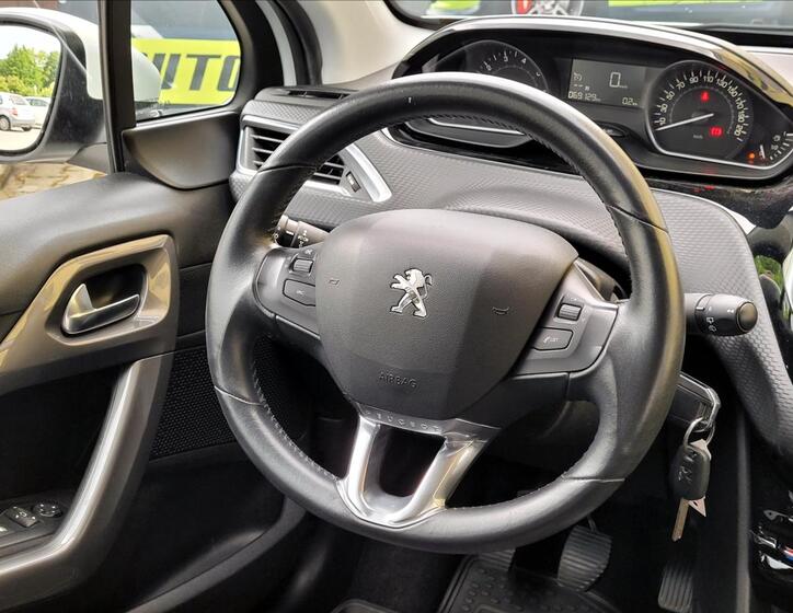 Peugeot 2008 25
