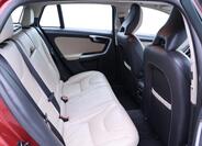 Volvo V60 13