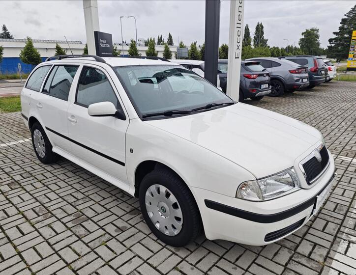Škoda Octavia 8