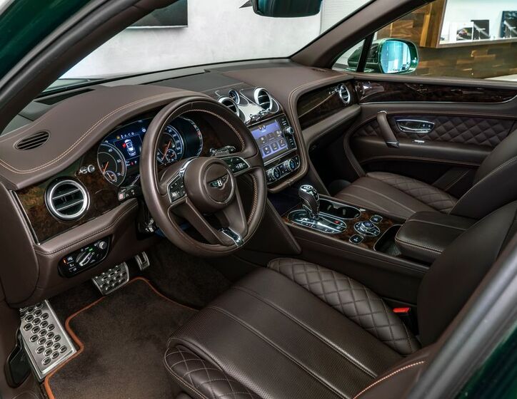 Bentley Bentayga 13