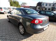 Volkswagen EOS 4