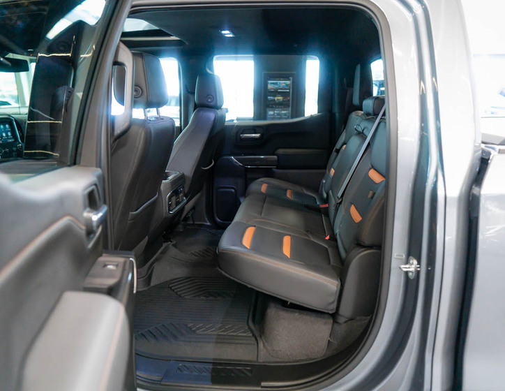 GMC Sierra 30