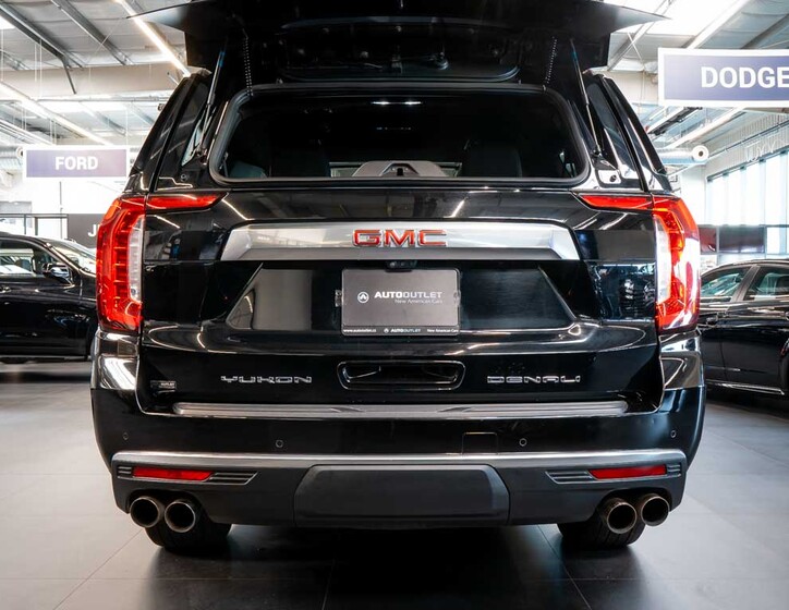 GMC Yukon 6