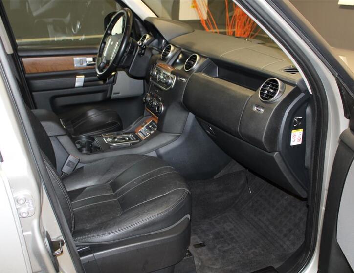 Land Rover Discovery 22