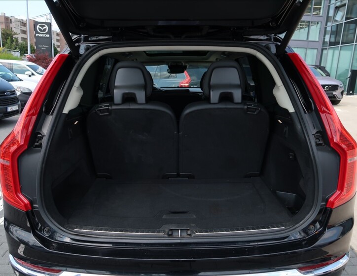 Volvo XC90 11