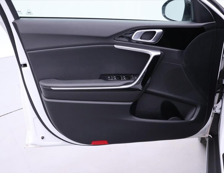 KIA XCeed 11