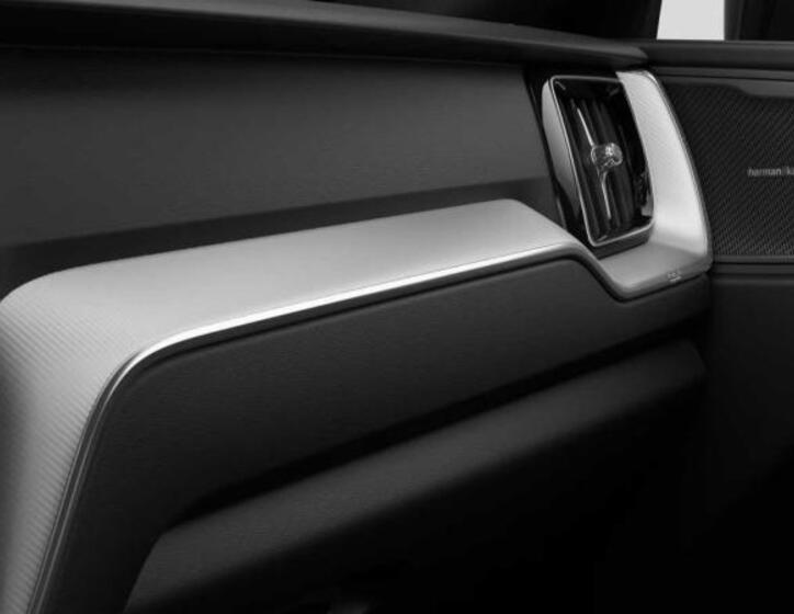 Volvo XC60 6