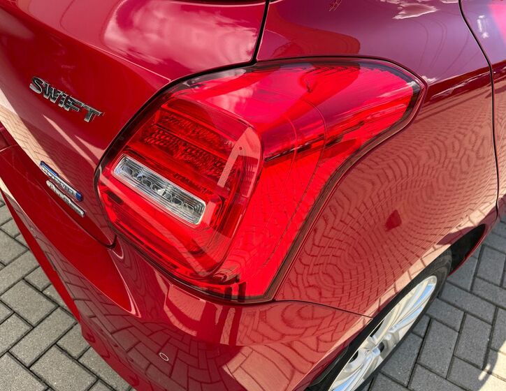 Suzuki Swift 11