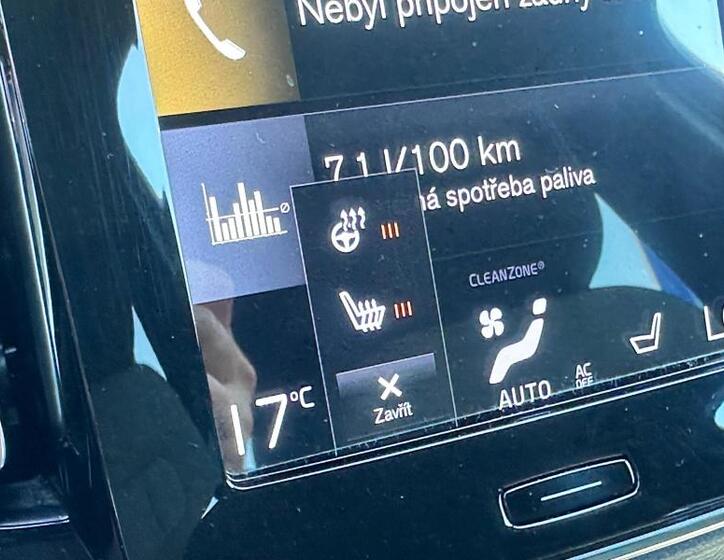 Volvo XC40 10