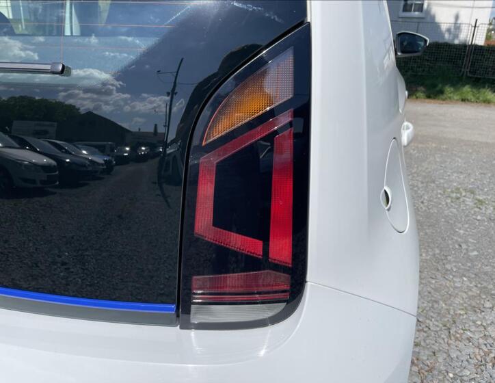 Volkswagen e-up! 42