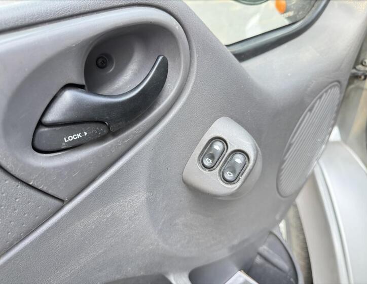 Ford Transit 14