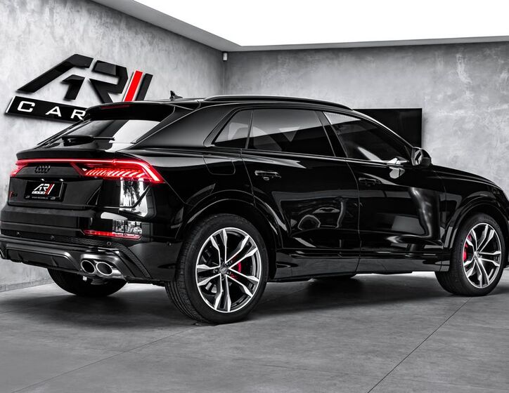 Audi SQ8 5