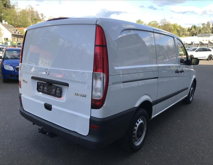 Mercedes-Benz Vito 5
