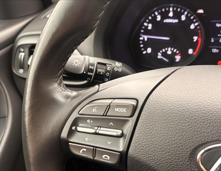 Hyundai i30 19
