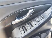 Hyundai i30 28
