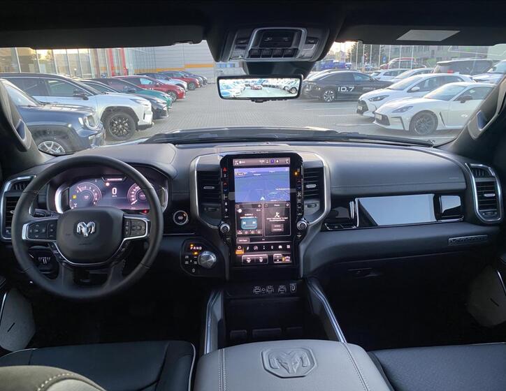 Dodge RAM 14