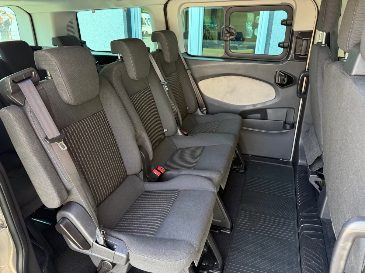 Ford Tourneo Custom