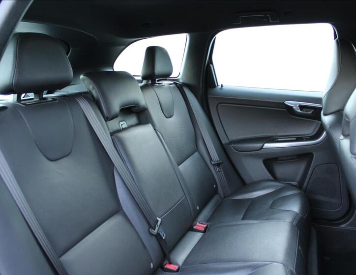 Volvo XC60 32