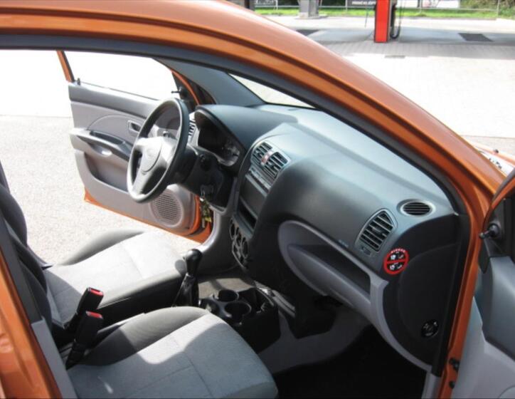 KIA Picanto 8