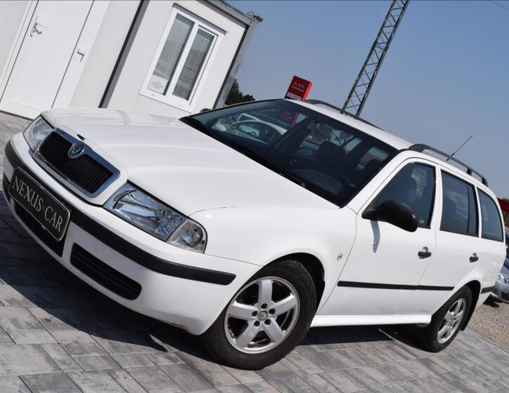 Škoda Octavia 1