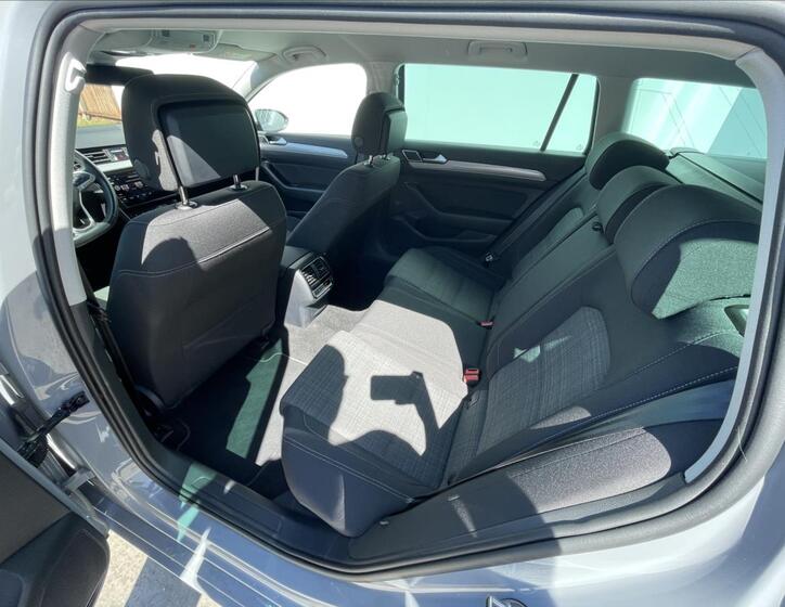 Volkswagen Passat 16