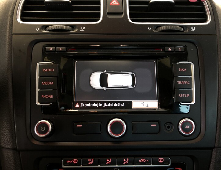 Volkswagen Golf 26