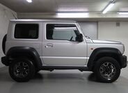 Suzuki Jimny 4