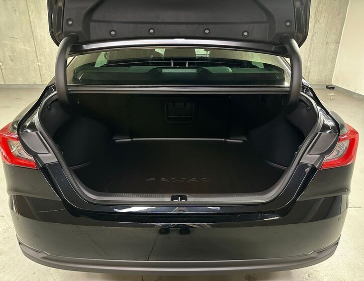 Toyota Camry 11