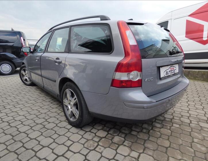 Volvo V50 46