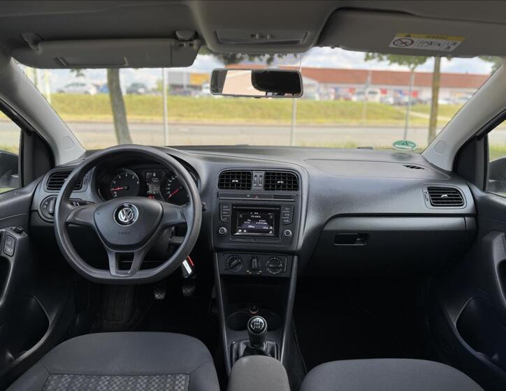 Volkswagen Polo 13