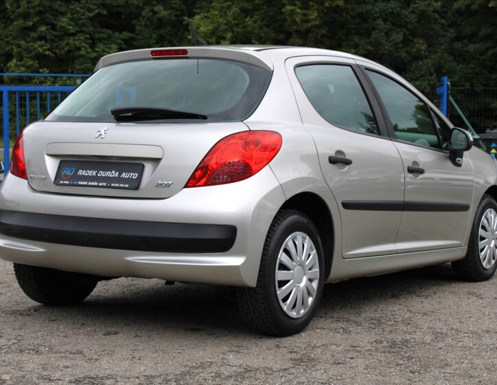 Peugeot 207 5