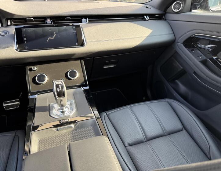 Land Rover Range Rover Evoque 16