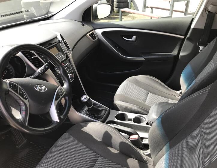 Hyundai i30 8
