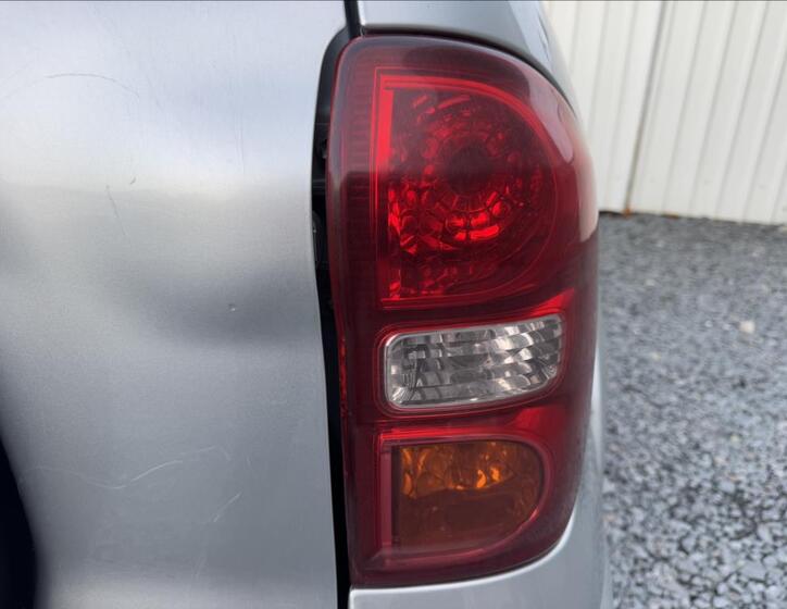 Toyota RAV4 14