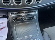 Mercedes-Benz Třídy E 73