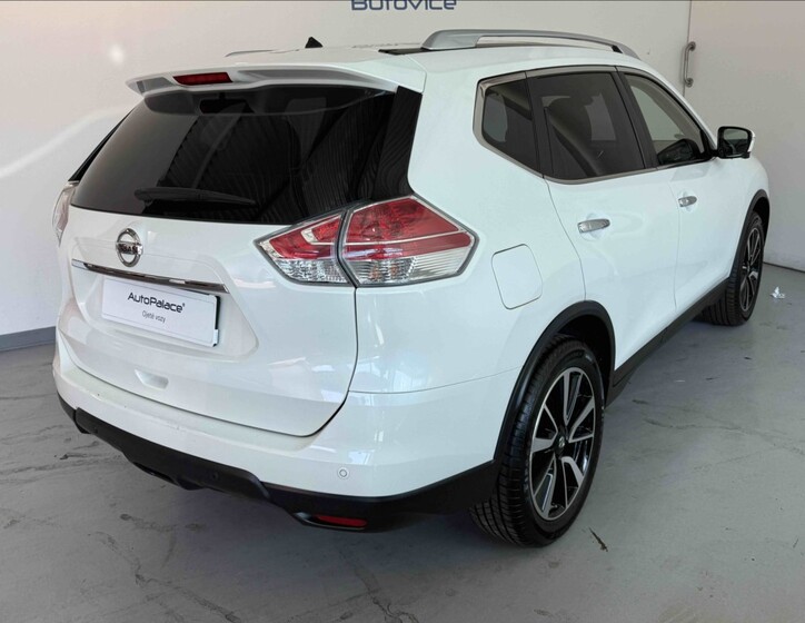 Nissan X-Trail 4