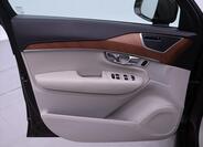 Volvo XC90 13