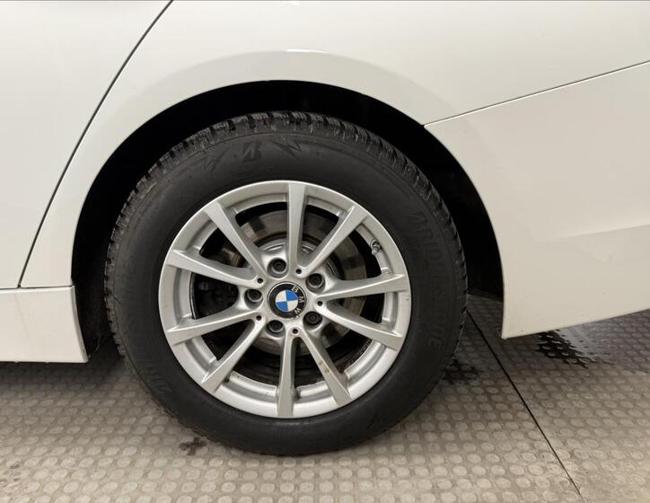 BMW Řada 3 25