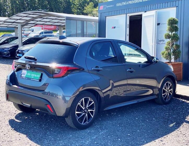 Toyota Yaris 7