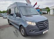 Mercedes-Benz Sprinter 2