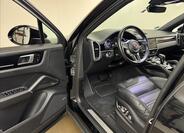 Porsche Cayenne 36