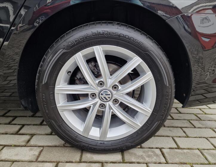 Volkswagen Golf 45